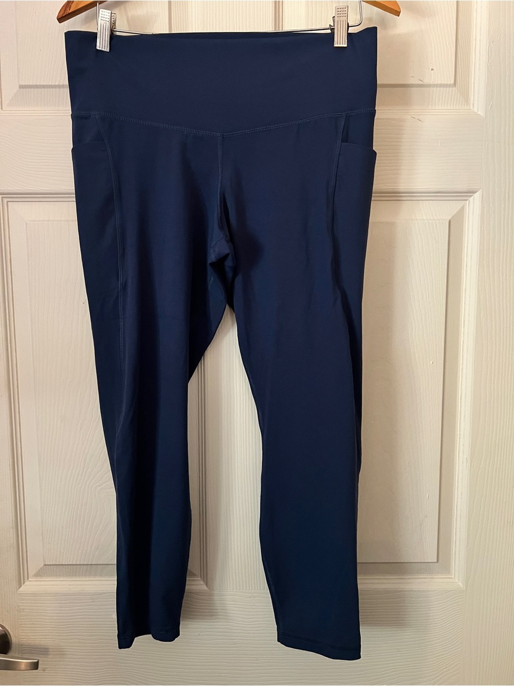 Women's High-Rise Navy Blue Performance Leggings with Side Pockets Size XXL